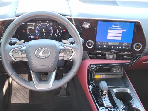 Used 2025 Lexus NX 350 AWD w/ Accessory Package (2T) image 23
