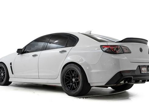 Used 2016 Chevrolet SS RWD image 7