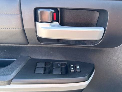 Used 2018 Toyota Tundra Limited image 13