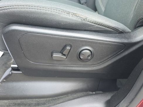 Used 2022 RAM 1500 Big Horn AWD/4WD image 16