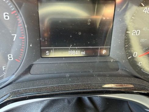 Used 2025 Chevrolet Trax LS image 12