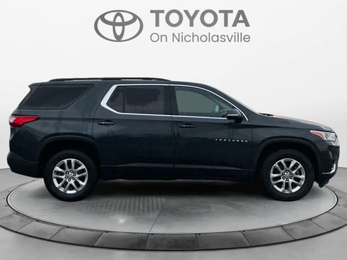 Used 2019 Chevrolet Traverse LT FWD image 6