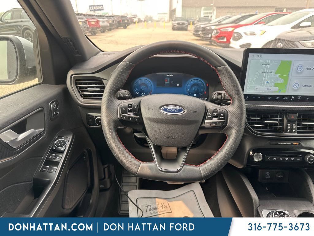 Used 2023 Ford Escape ST-Line Elite AWD/4WD image 2