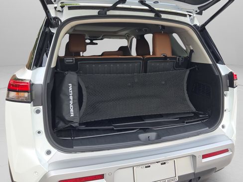 Used 2025 Nissan Pathfinder Platinum w/ Cargo Package FWD image 13
