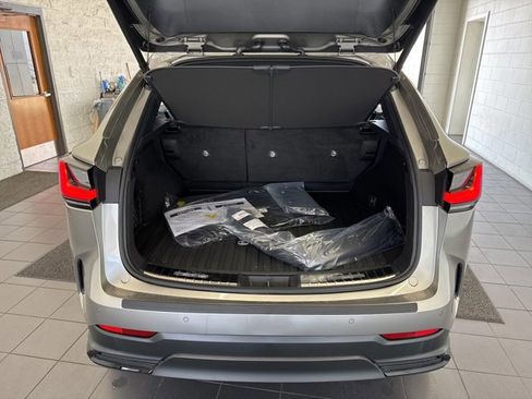 New 2026 Lexus NX 350h AWD image 10