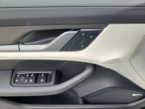 Used 2025 Porsche Taycan 4S image 12