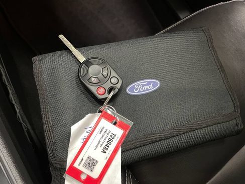 Used 2018 Ford Escape SEL AWD/4WD image 5