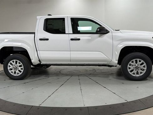 New 2026 Toyota Tacoma SR image 6