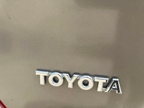 Used 2003 Toyota Camry XLE FWD image 13