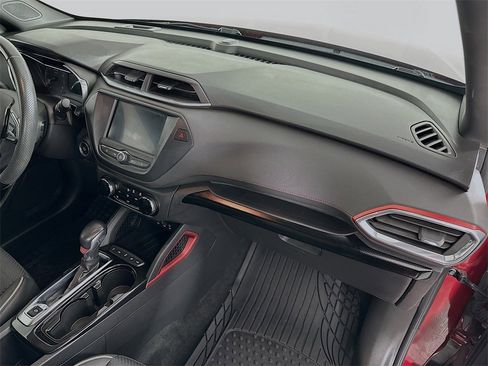 Used 2022 Chevrolet TrailBlazer RS image 27