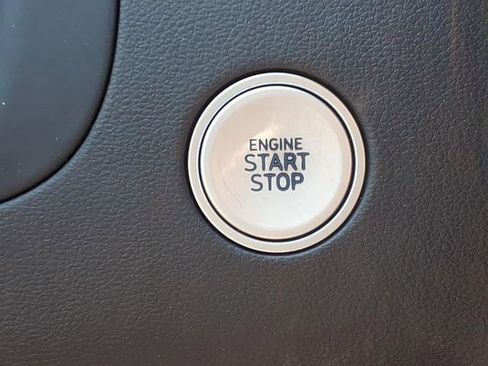 Used 2022 Hyundai Santa Cruz SEL Premium image 30