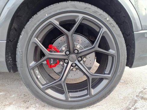 New 2026 Audi RS Q8 performance image 8