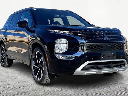 Used 2022 Mitsubishi Outlander SEL image 12