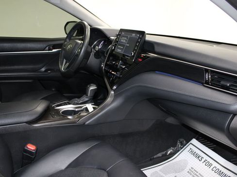 Used 2023 Toyota Camry XLE FWD image 27