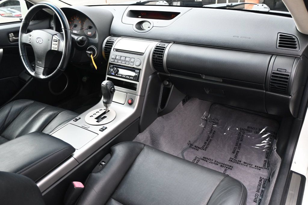 Used 2003 INFINITI G35 Coupe w/ Premium Pkg RWD image 9
