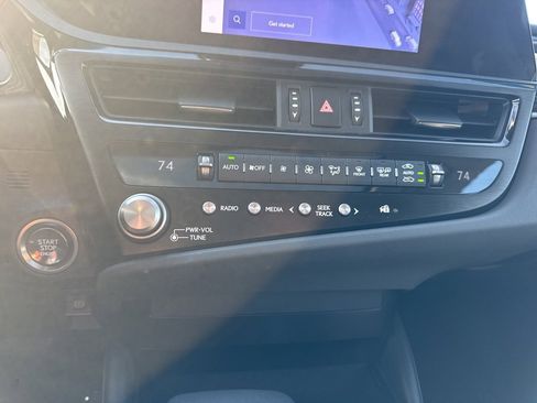 Used 2024 Lexus ES 350 w/ Accessory Package (Z1) image 21