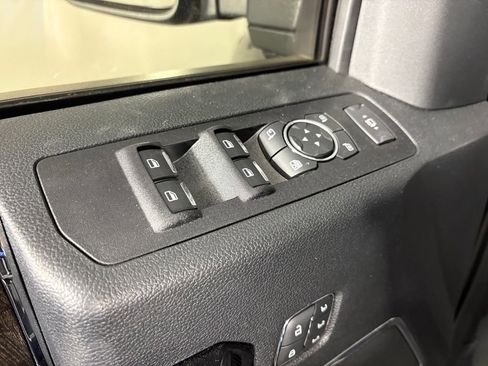 Used 2021 Ford F250 Lariat w/ Lariat Ultimate Package image 12
