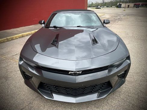 Used 2016 Chevrolet Camaro SS RWD image 16