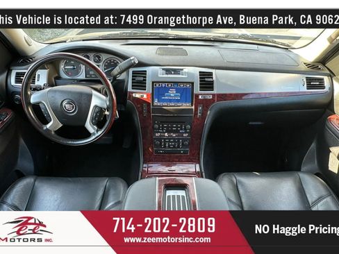 Used 2013 Cadillac Escalade Premium AWD/4WD image 32
