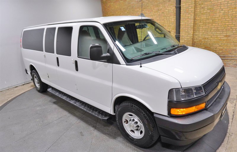 Used 2019 Chevrolet Express 3500 LS RWD image 7