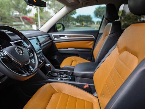 Used 2019 Volkswagen Atlas SEL Premium AWD/4WD image 24