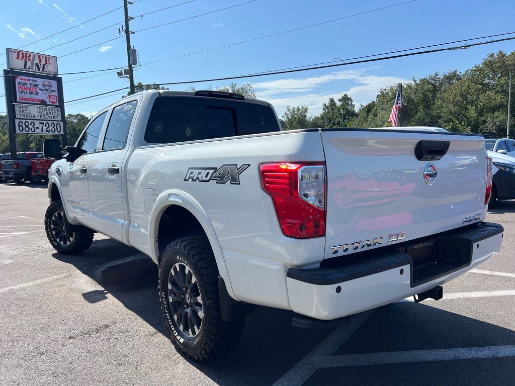 Used 2018 Nissan Titan PRO-4X w/ Pro-4x Convenience Package AWD/4WD image 2