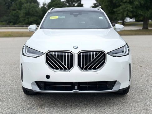 New 2026 BMW X3 xDrive30i w/ Convenience Package AWD/4WD image 9