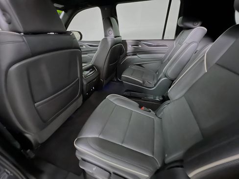 Used 2023 Cadillac Escalade ESV Sport w/ LPO, ONYX Package image 28