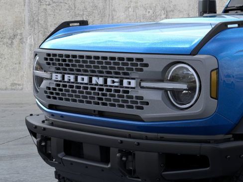 New 2025 Ford Bronco Badlands image 19