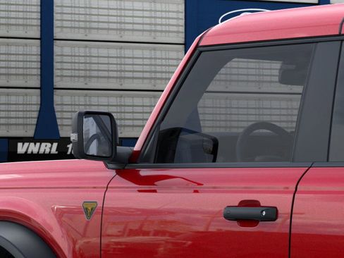 New 2025 Ford Bronco Badlands image 23