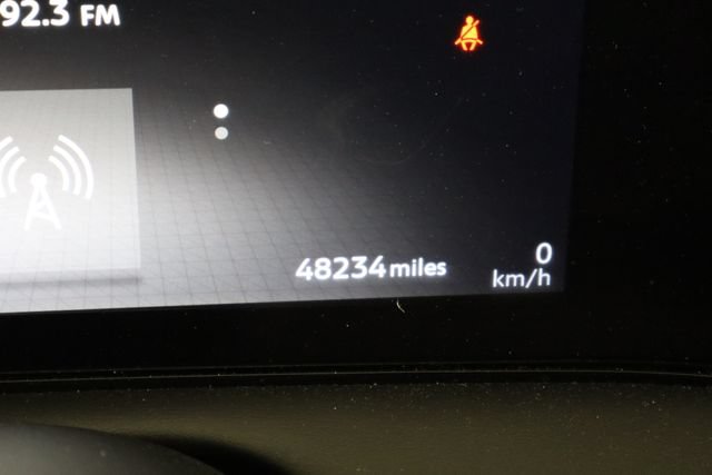 Used 2023 Nissan Ariya FWD image 41
