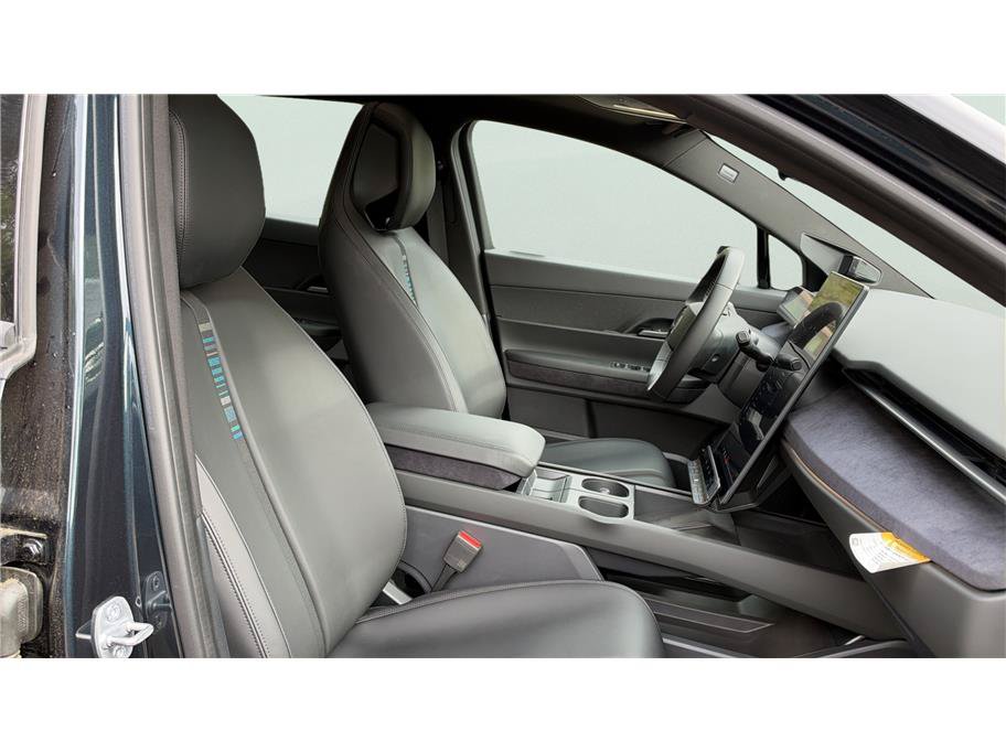 Used 2023 Fisker Ocean Ultra AWD/4WD image 26