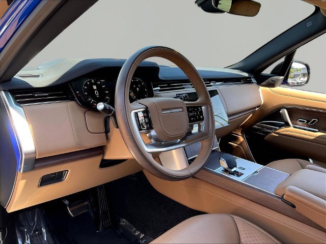 Used 2026 Land Rover Range Rover Long Wheelbase SE AWD/4WD image 19