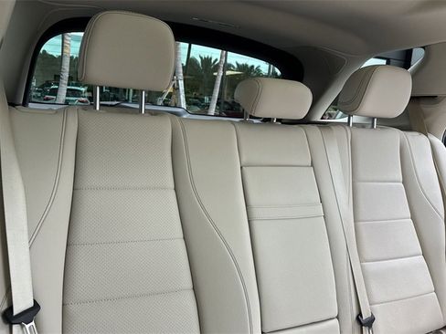 Used 2024 Mercedes-Benz GLE 450 GLE 450 image 48