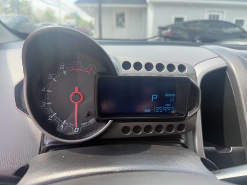 Used 2015 Chevrolet Sonic LT FWD image 10