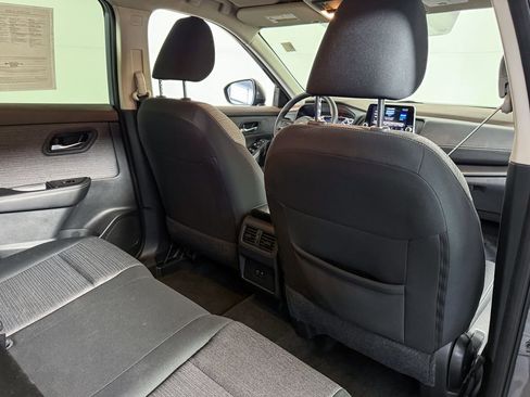 Certified 2023 Nissan Rogue SV image 43