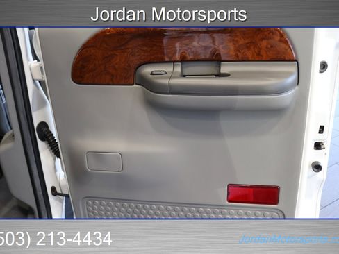 Used 2003 Ford F350 Lariat image 74