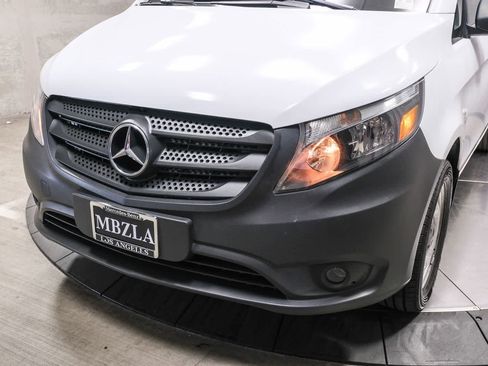 Used 2022 Mercedes-Benz Metris image 12