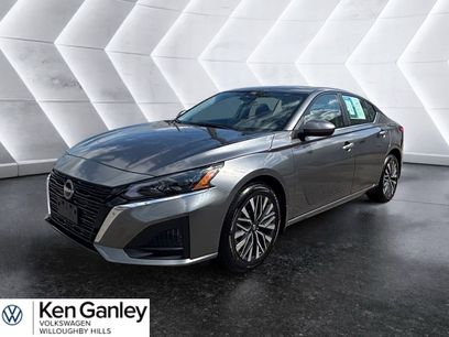 Used 2024 Nissan Altima 2.5 SV w/ SV Premium Package