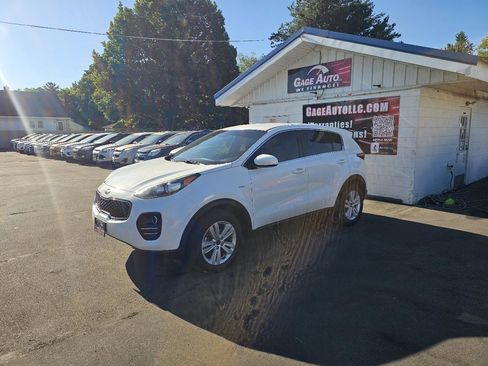 Used 2018 Kia Sportage LX AWD/4WD image 5