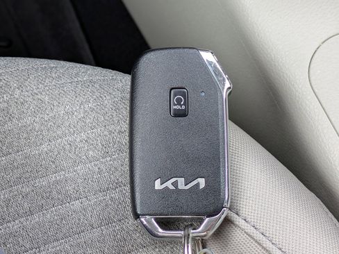 Certified 2024 Kia Soul EX image 28