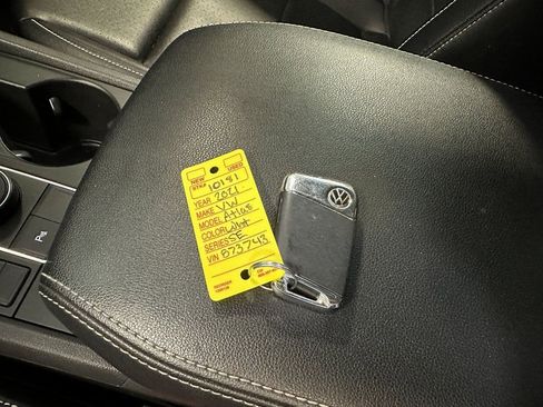 Used 2021 Volkswagen Atlas SE image 22