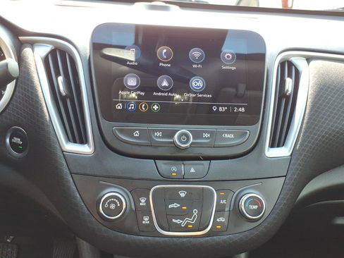 Certified 2025 Chevrolet Malibu RS FWD image 18