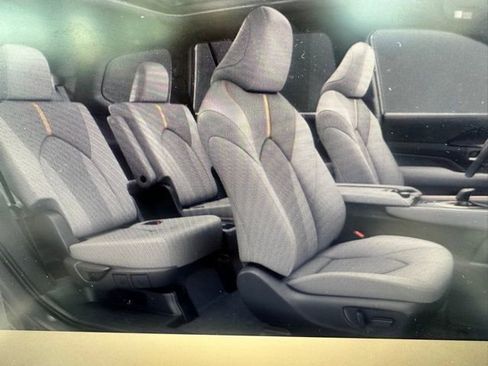 Used 2026 Toyota Grand Highlander AWD Hybrid image 6