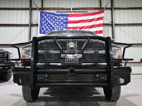 Used 2010 Dodge Ram 3500 Truck ST w/ ST Popular Equipment Group AWD/4WD image 2