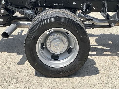 New 2025 RAM 4500 Tradesman w/ Chrome Appearance Group AWD/4WD image 39