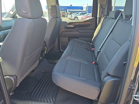 Used 2023 Chevrolet Silverado 1500 LT image 15