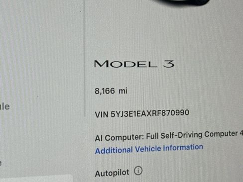 Used 2024 Tesla Model 3 Standard Range RWD image 28