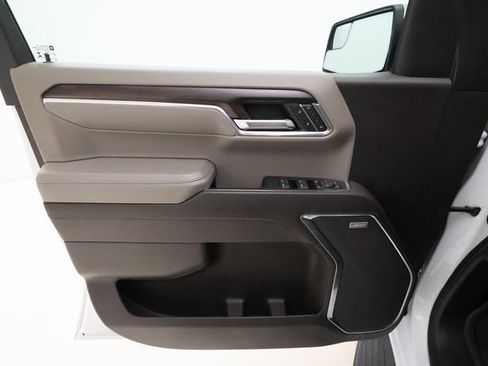 Used 2023 GMC Sierra 1500 SLT w/ SLT Premium Package image 7