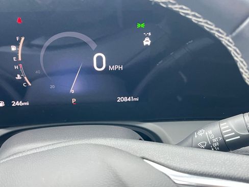 Used 2025 Buick Encore GX Preferred image 38